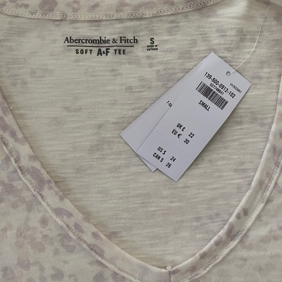 NEW leopard tee from Abercrombie - Picture 2 of 2